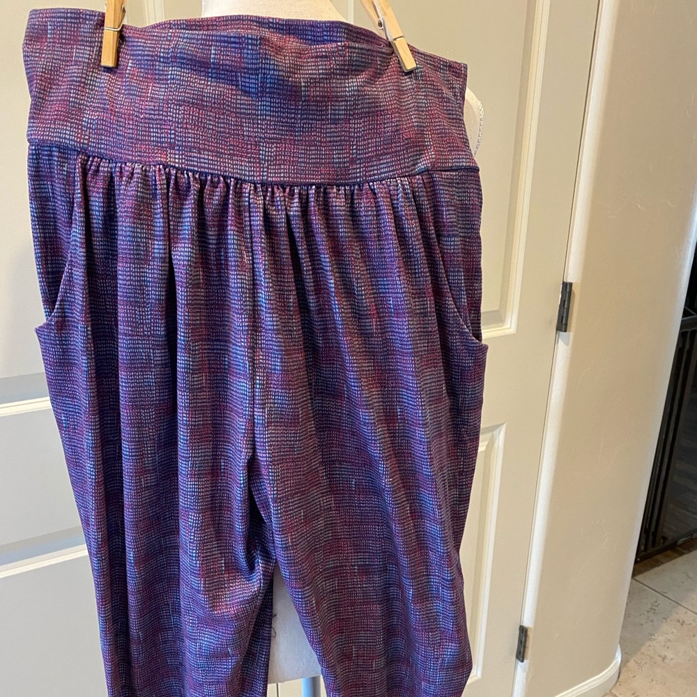 EUC super soft, Prana capri joggers.